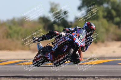 media/Nov-06-2022-SoCal Trackdays (Sun) [[208d2ccc26]]/Turn 7 Set 2 (1050am)/